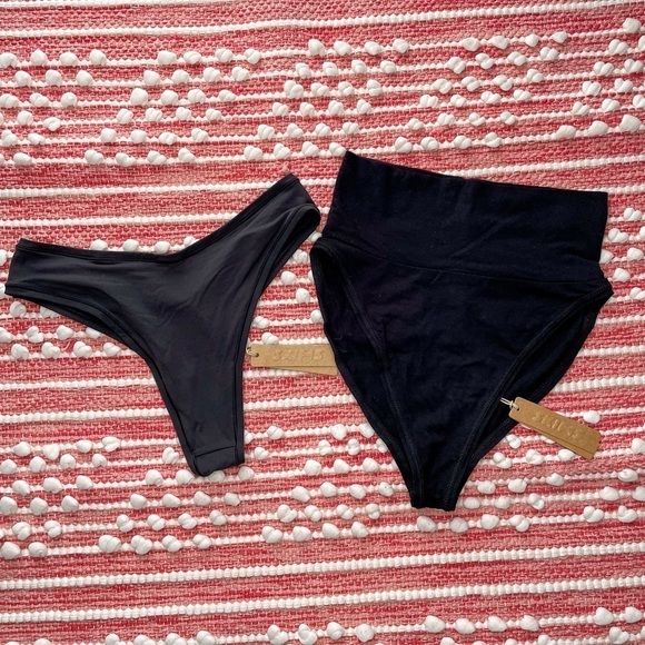 NWT SKIMS Fits Everybody Dipped‎ Front Thong & SKIMS Sleep Brief Undies Set - Picture 1 of 4